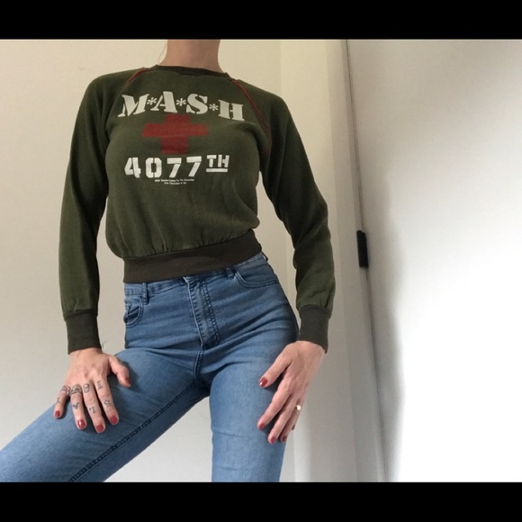 MASH Vintage 1981 Sweatshirt MASH the show RARE - Picture 4 of 12